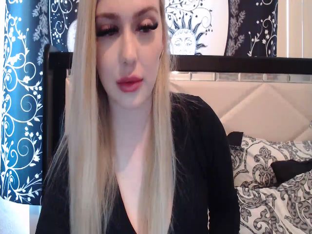 Live sex webcam photo for AshleyMarina #271074975