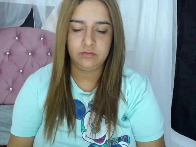 Live sex webcam photo for MelaniRice #271068898