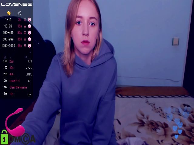 Live sex webcam photo for Yourdivine #271069153