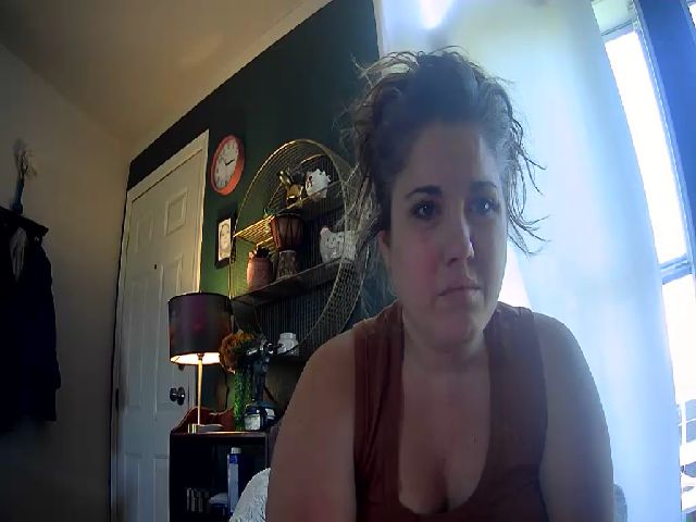 Live sex webcam photo for Laural55 #271074890