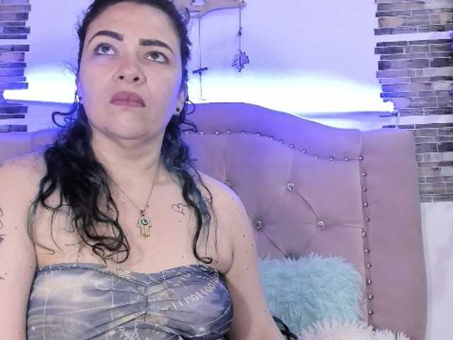 Live sex webcam photo for JEIKA-SEXX- #271069037