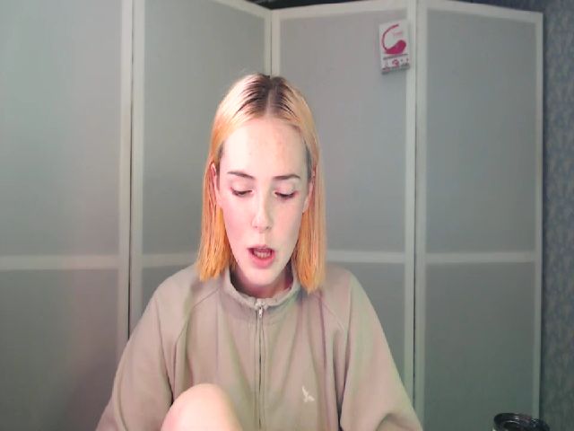 Live sex webcam photo for Matilda666 #271075486