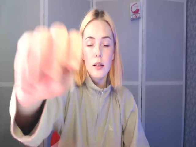 Live sex webcam photo for Matilda666 #271076344