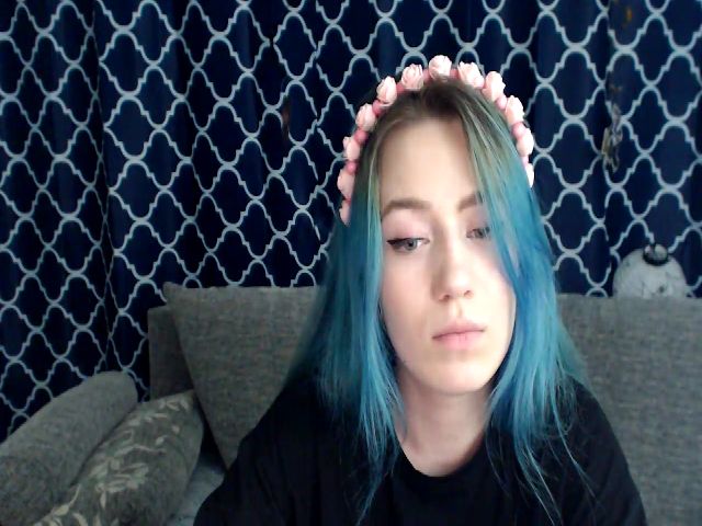 Live sex webcam photo for Monalisa_x #271075923
