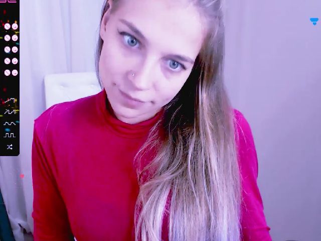 Live sex webcam photo for KisssKristi #271066306