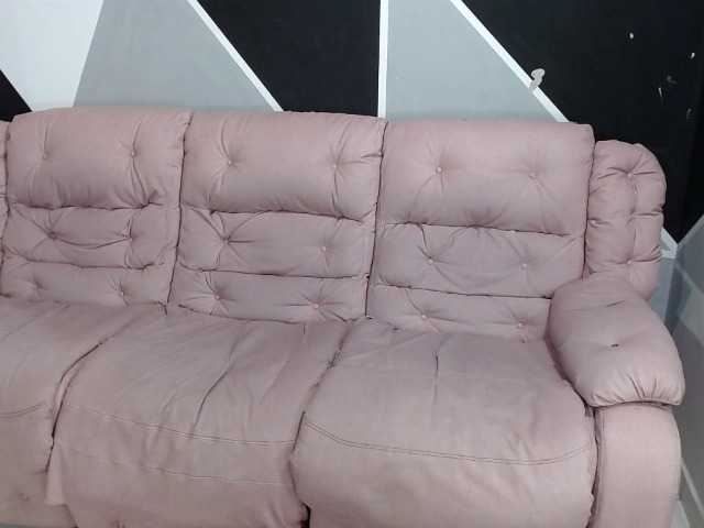 Live sex webcam photo for maray-11 #271060636