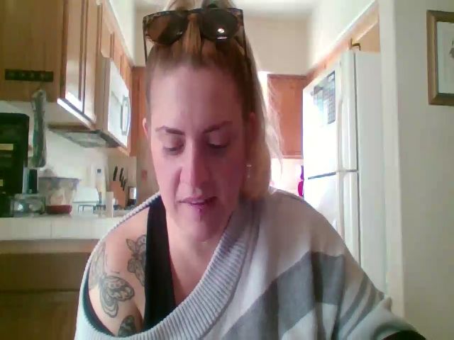 Live sex webcam photo for AmyLove53 #271076286