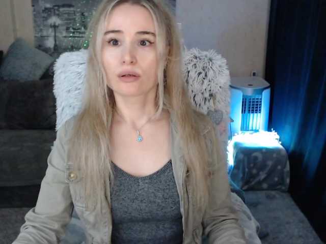 Live sex webcam photo for xyliganka777 #271077451