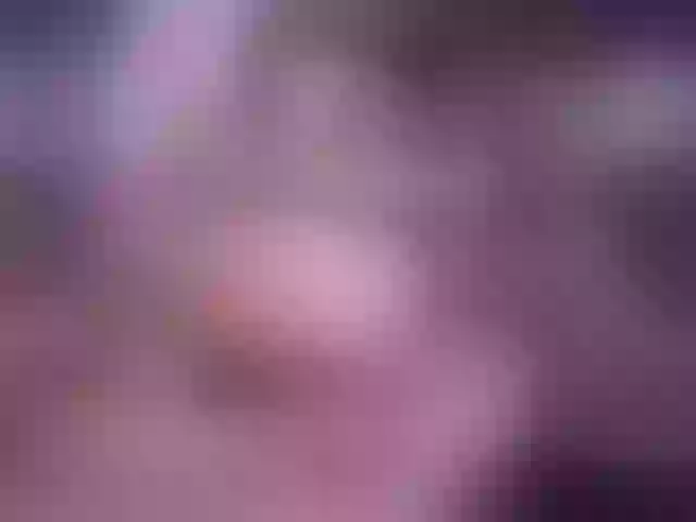 Live sex webcam photo for JuicyyAngel #271089852