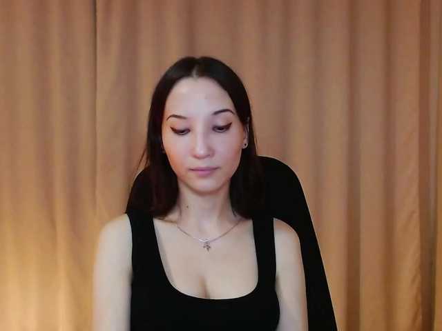 Live sex webcam photo for RenieCalm #271090169