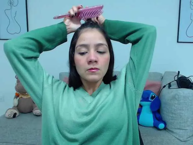 Live sex webcam photo for UBittersweet #271082615