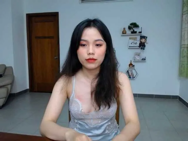 Live sex webcam photo for HahaNami #271090472