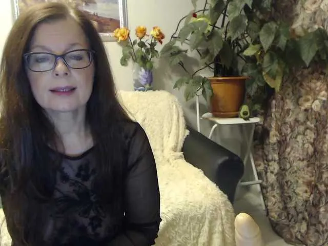 Live sex webcam photo for HelenBerg #271090247