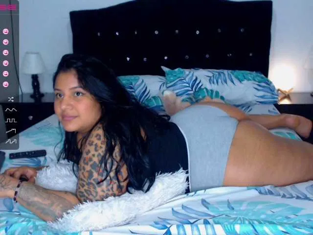 Live sex webcam photo for edithxx1 #271078285