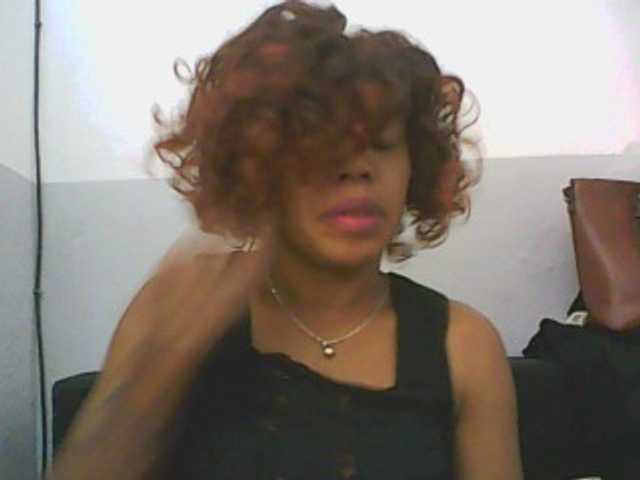 Live sex webcam photo for jojosquirt #271078225