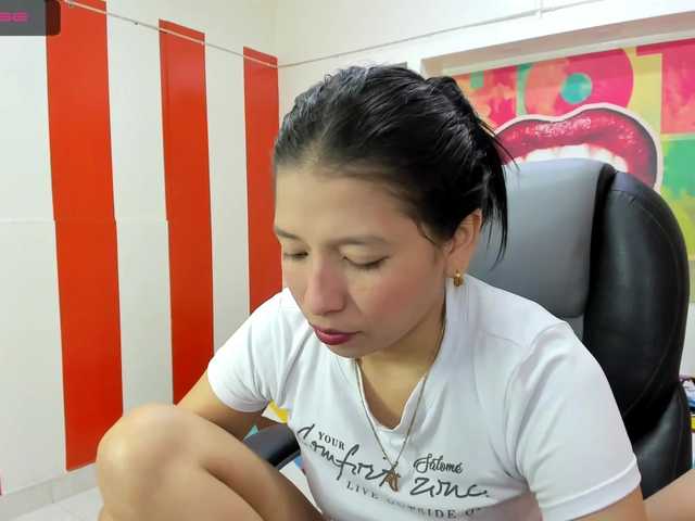 Live sex webcam photo for kherlyx #271091532