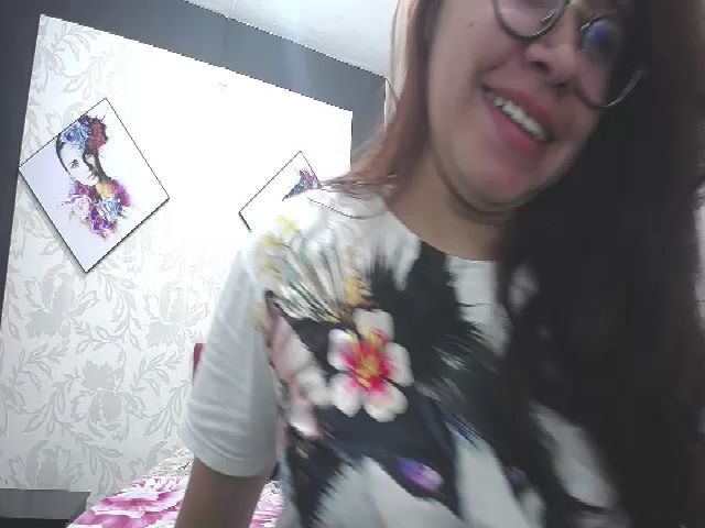 Live sex webcam photo for Marylin_hot10 #271092478