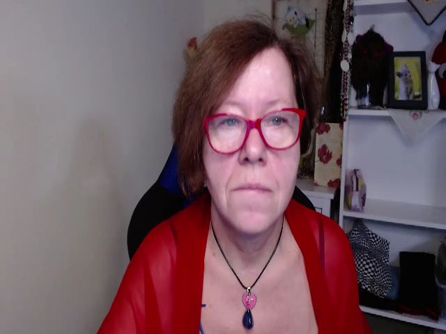 Live sex webcam photo for Adele_69 #271083388