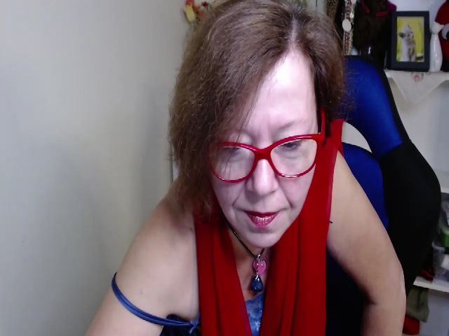 Live sex webcam photo for Adele_69 #271083776