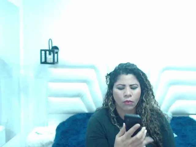Live sex webcam photo for Brenda-star #271086594