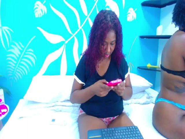 Live sex webcam photo for Kendhall_Bell #271094716