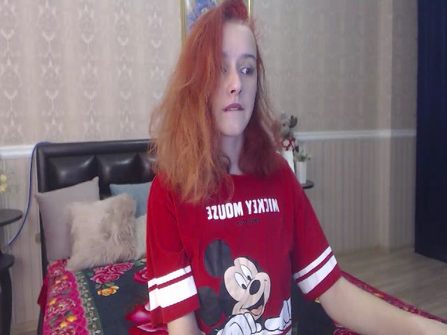 Live sex webcam photo for IrisNichols #271092888