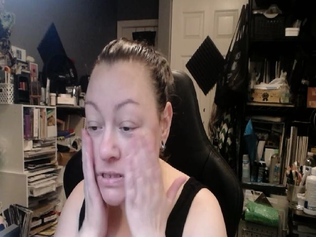 Live sex webcam photo for Belindashort #271084905