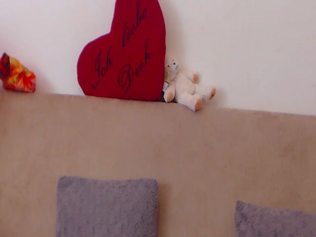 Live sex webcam photo for LayllaDean #271093486