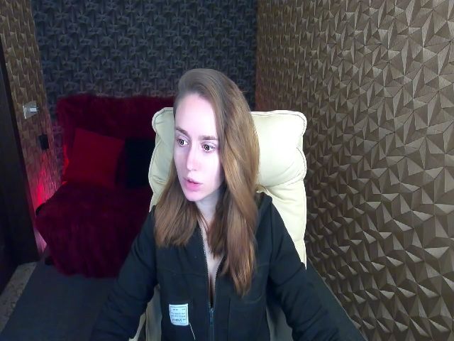 Live sex webcam photo for MissTianaa #271093050