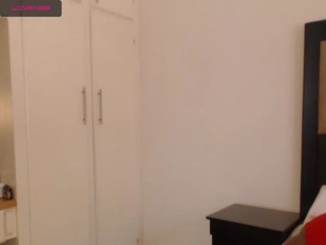 Live sex webcam photo for JessBunz #271085077