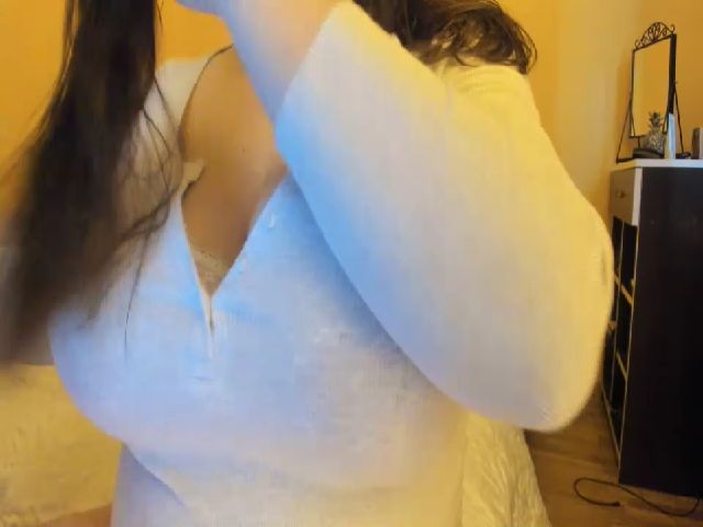 Live sex webcam photo for takecareofme #271085152