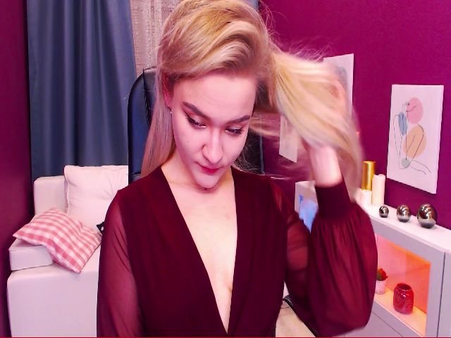 Live sex webcam photo for Kara_Smith #271093205