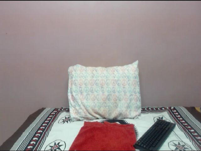 Live sex webcam photo for Nikkyjigglest #271089574