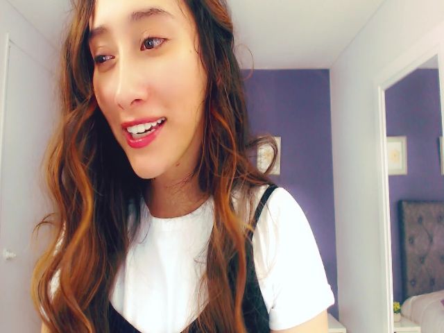 Live sex webcam photo for anniesclub #271079935