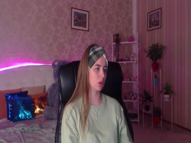 Live sex webcam photo for Corey_Allen #271085546