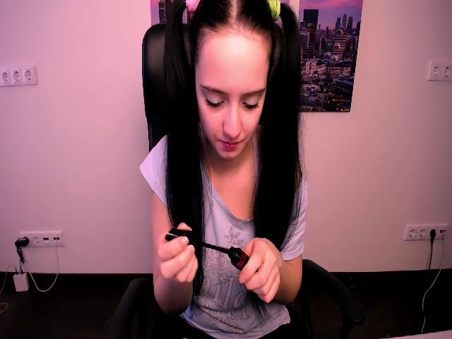 Live sex webcam photo for RebekaJo #271083972