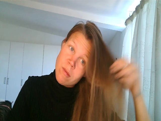 Live sex webcam photo for CallMeMaria #271084855