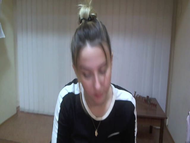 Live sex webcam photo for ModestBlonde #271087872