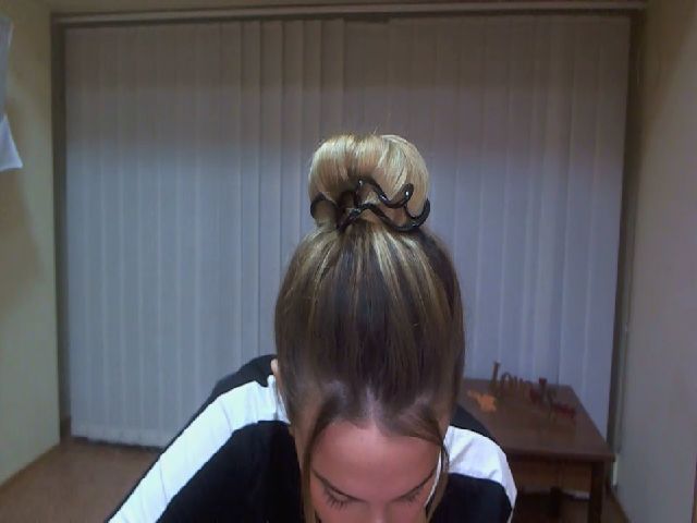 Live sex webcam photo for ModestBlonde #271088304