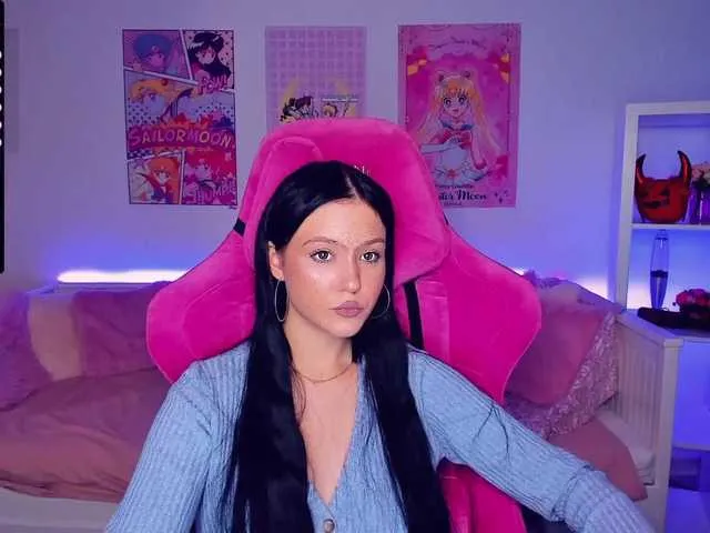 Live sex webcam photo for JoaneMoris #271077781