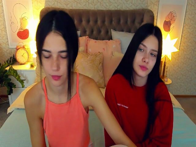 Live sex webcam photo for ReginaVin #271083922