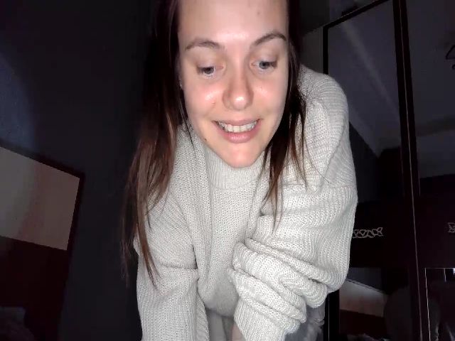 Live sex webcam photo for Miss_Hellen_ #271087428