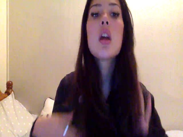 Live sex webcam photo for Miss_emiko #271092310