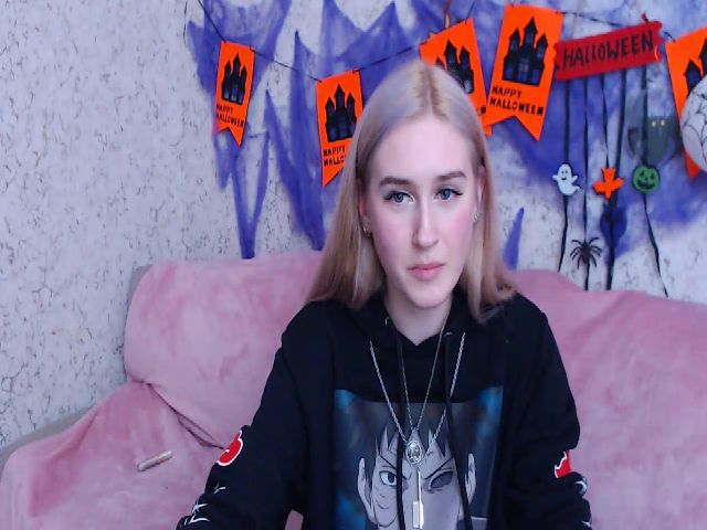 Live sex webcam photo for Honey_dream #271093566