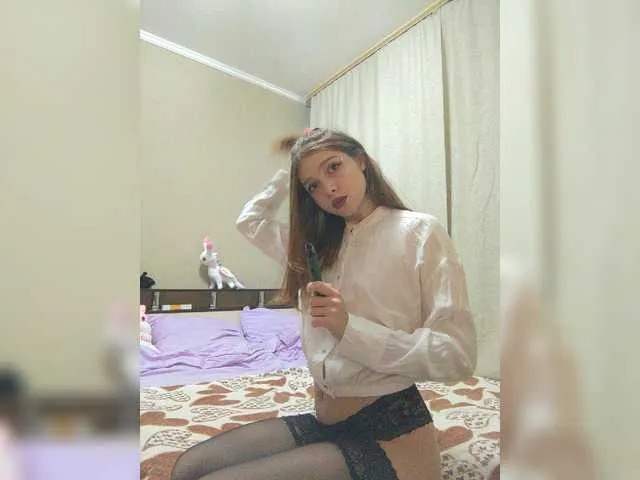 Live sex webcam photo for SandySheeks #271085922