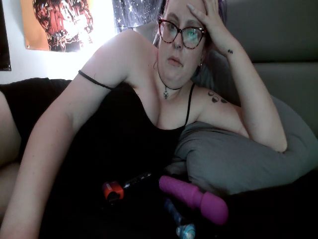 Live sex webcam photo for Weetziebabe #271094384