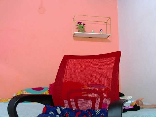 Live sex webcam photo for princes-ebony #271082578