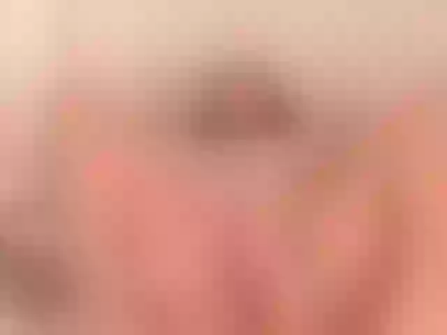 Live sex webcam photo for Luu-queen #271082651