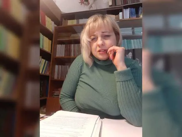 Live sex webcam photo for LanaSwet #271085644