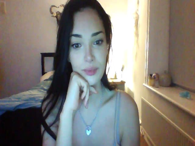 Live sex webcam photo for Frodoslaggins #271092914